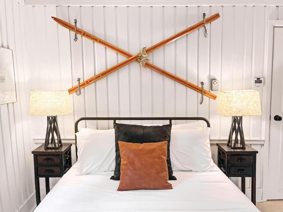 Stylish And Cozy Cabin, Walking Distance To Big Bass Lake Gouldsboro Экстерьер фото