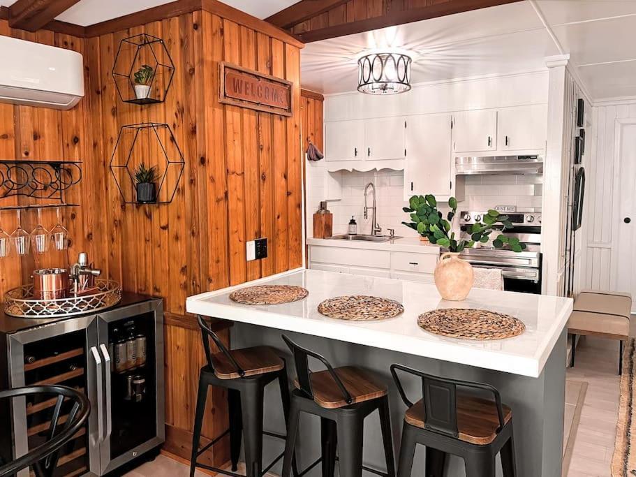 Stylish And Cozy Cabin, Walking Distance To Big Bass Lake Gouldsboro Экстерьер фото