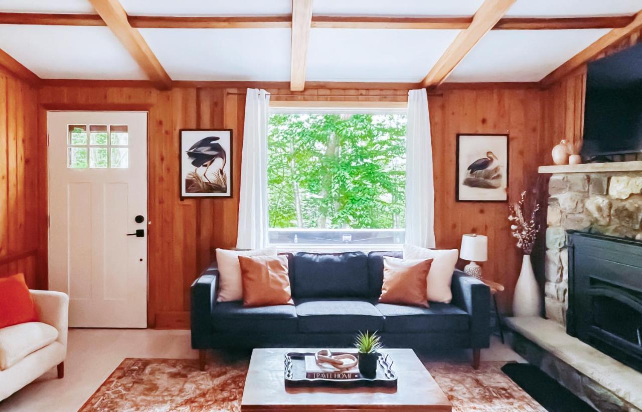 Stylish And Cozy Cabin, Walking Distance To Big Bass Lake Gouldsboro Экстерьер фото