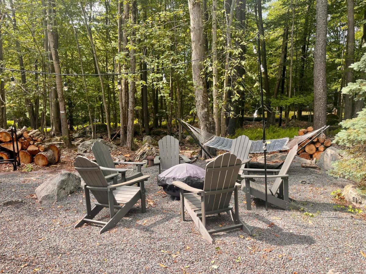 Stylish And Cozy Cabin, Walking Distance To Big Bass Lake Gouldsboro Экстерьер фото