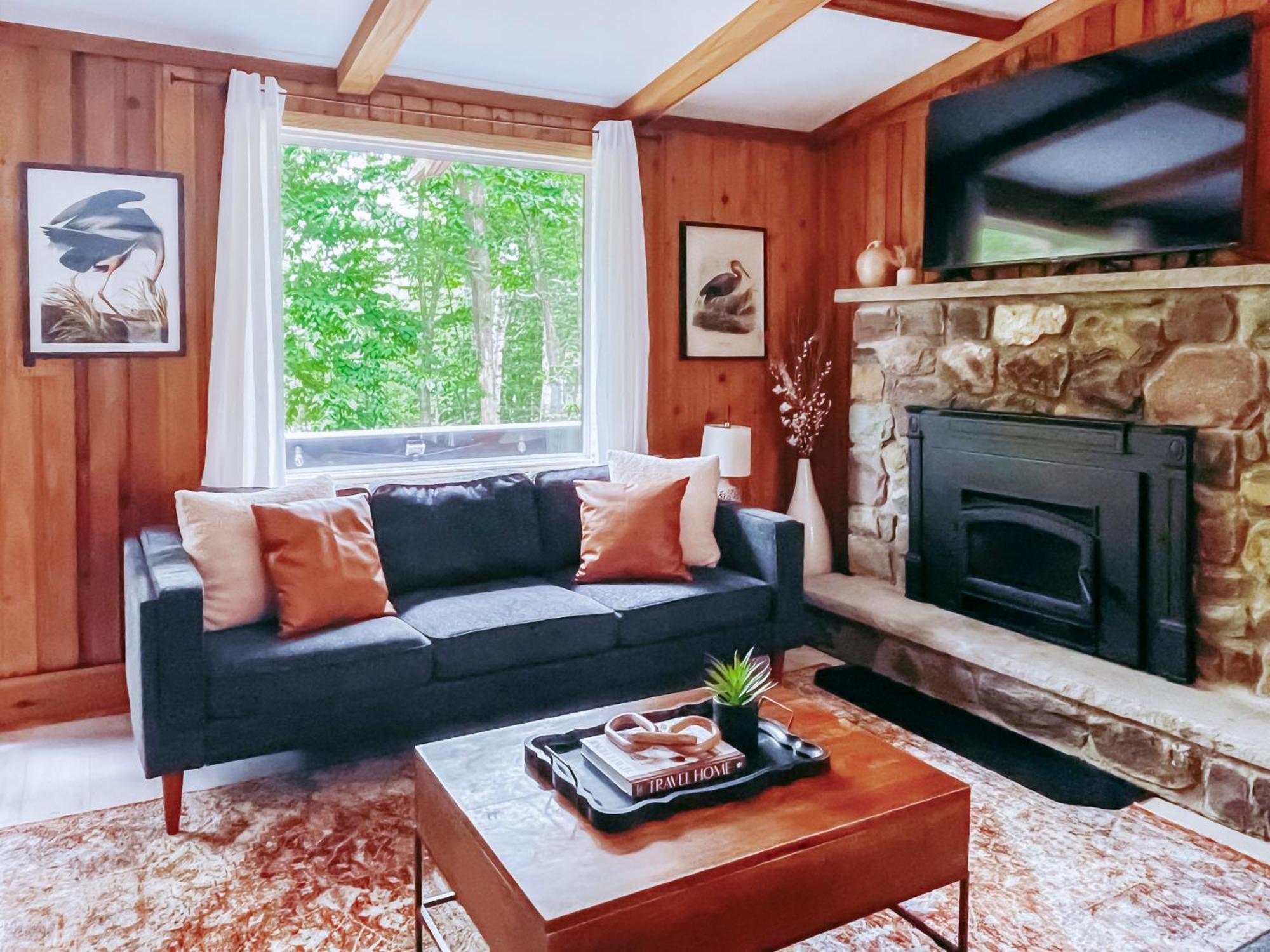 Stylish And Cozy Cabin, Walking Distance To Big Bass Lake Gouldsboro Экстерьер фото